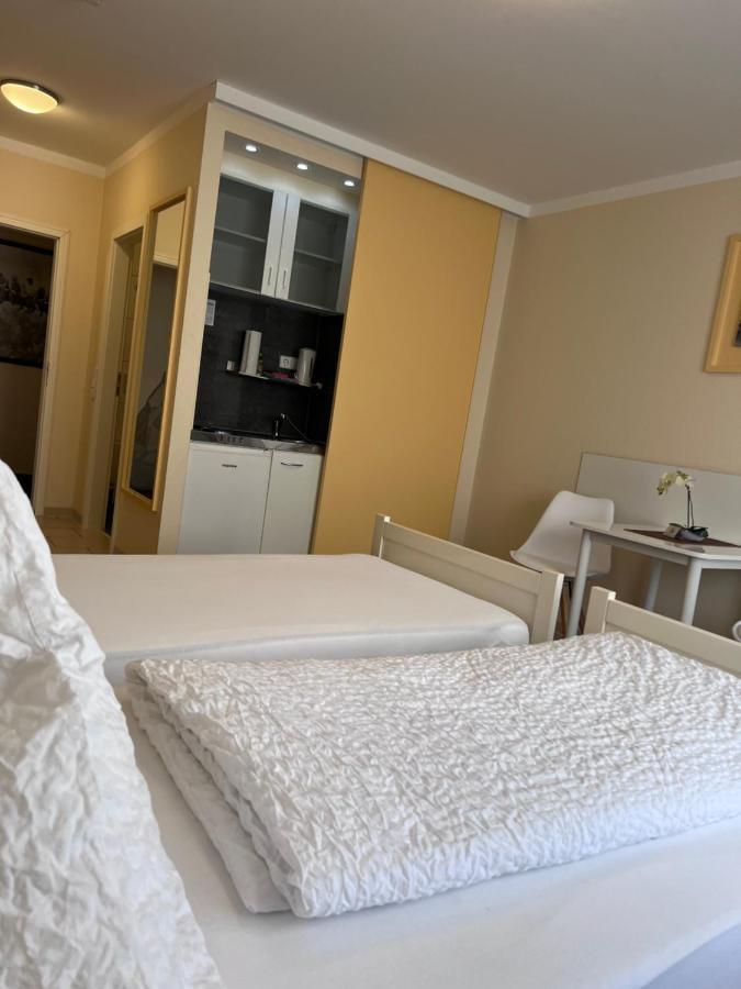 Pension Corona Forst  Exterior foto
