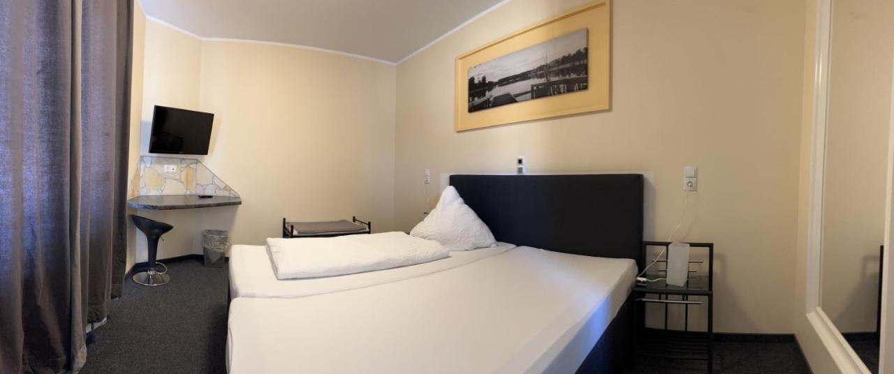 Pension Corona Forst  Exterior foto